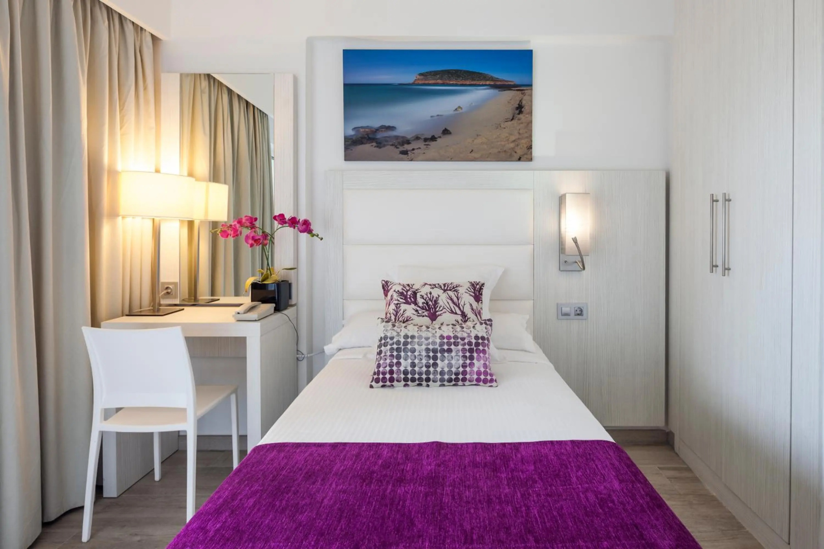 Photo - Ibiza Corso Hotel