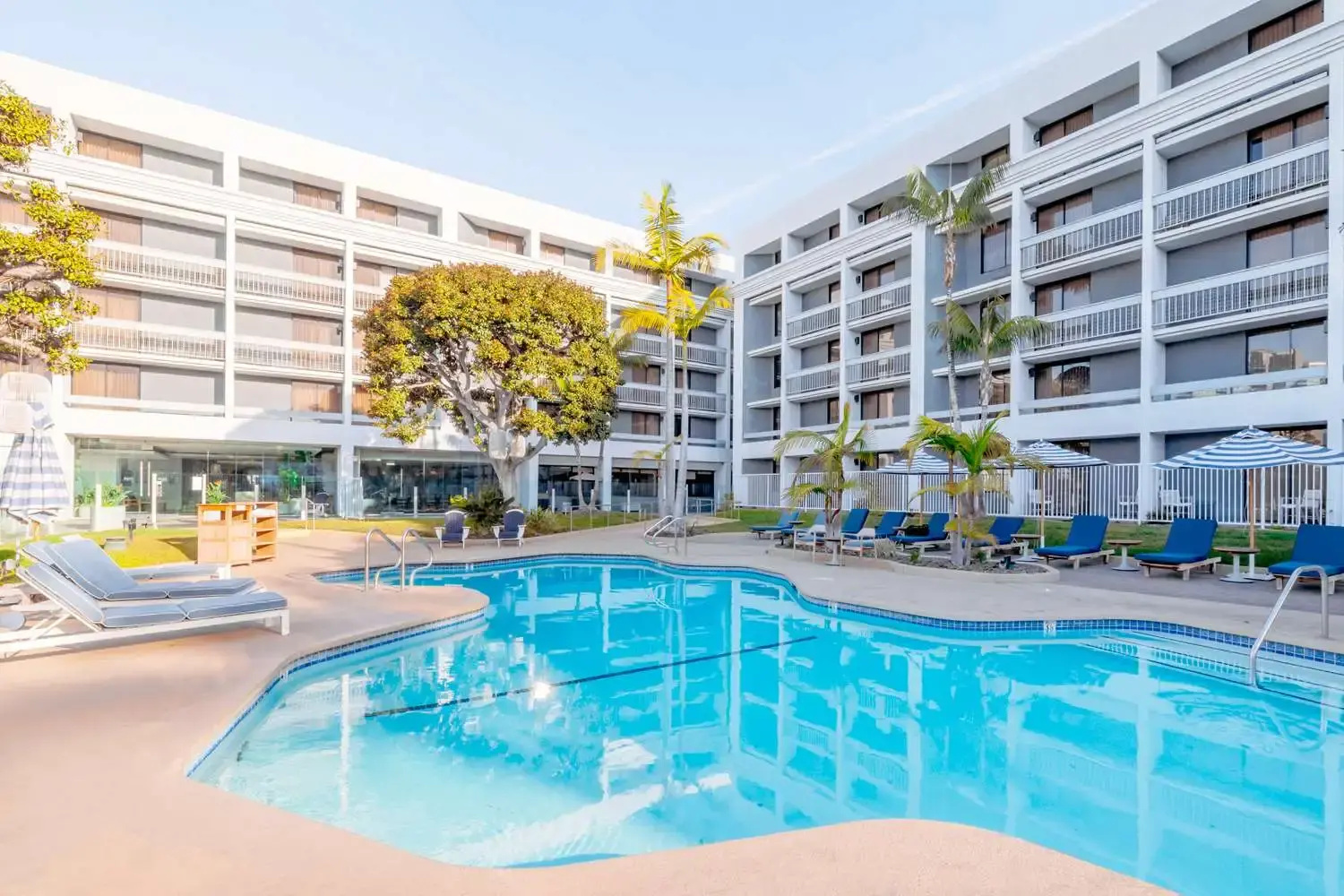 Photo - Hotel MDR Marina del Rey- a DoubleTree by Hilton