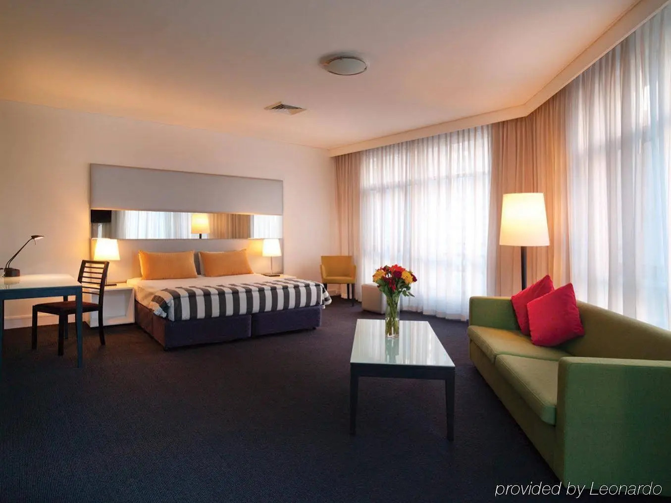 Photo - Vibe Hotel Sydney