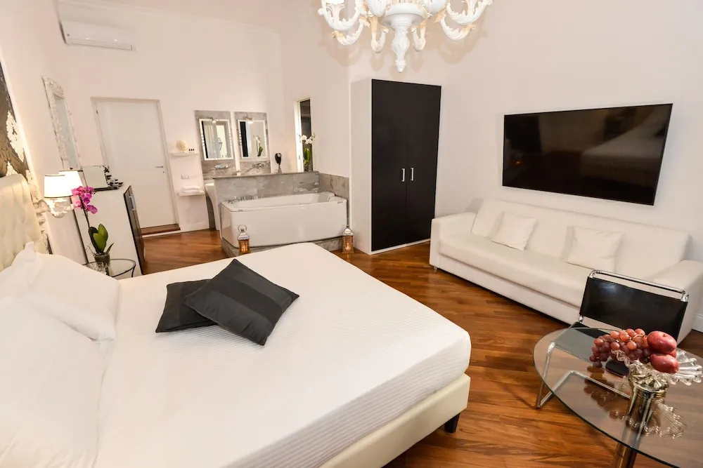 Photo - Navona Vita Suites