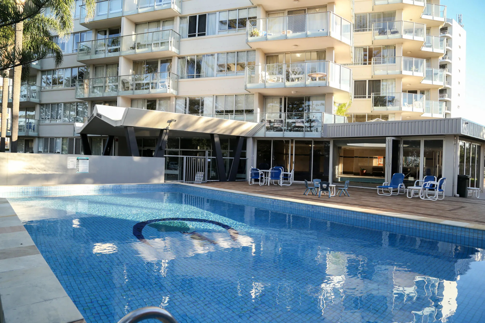 Foto - Pacific Regis Apartments