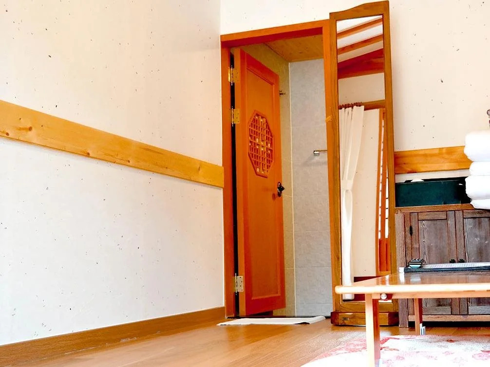 Photo - Hwangnamguan Hanok Village