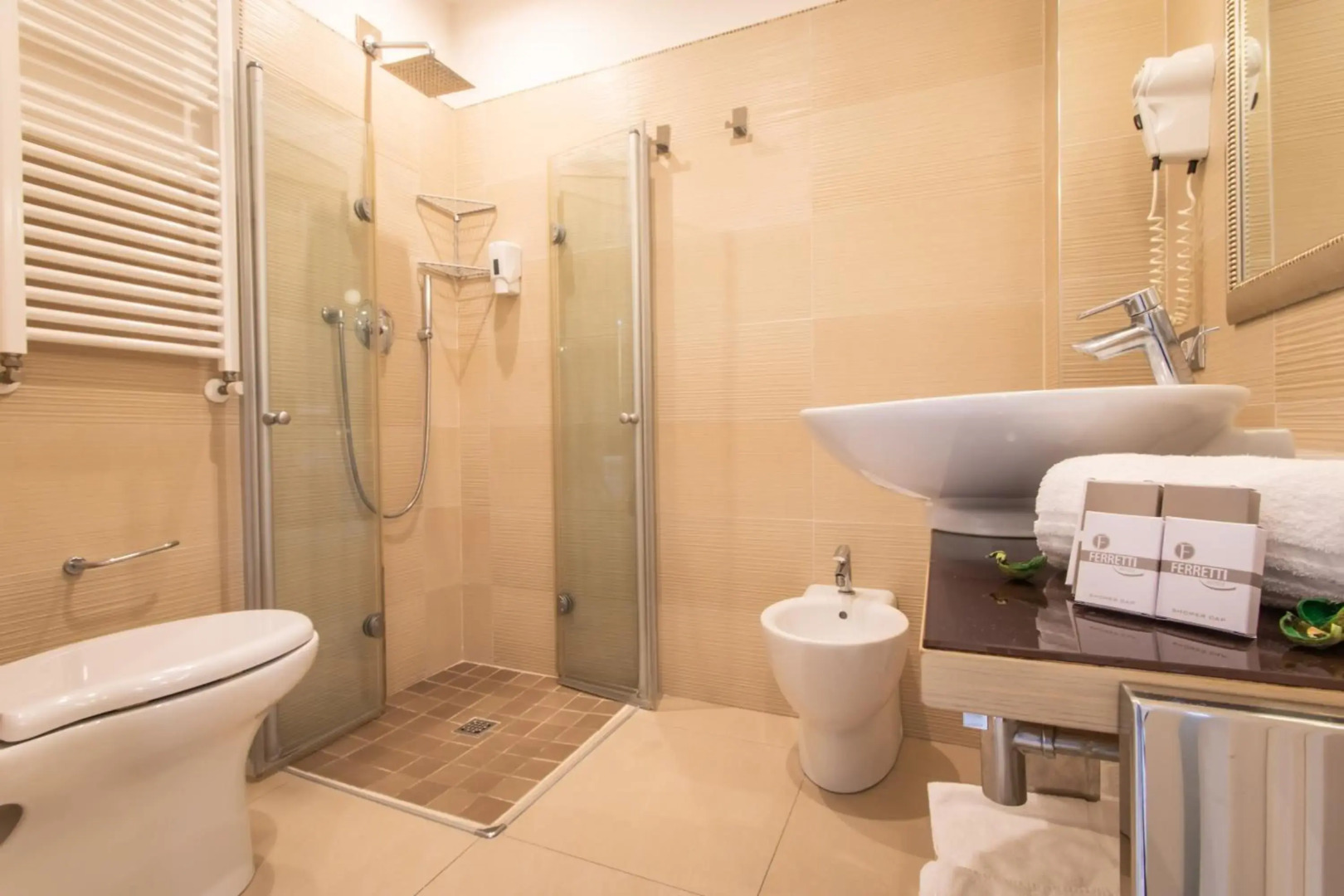 Foto - Ferretti Beach Hotel