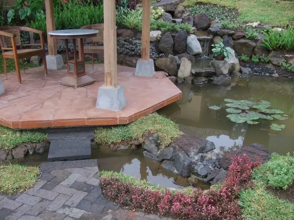 Photo - Strawberry Hill Hotel & Restaurant