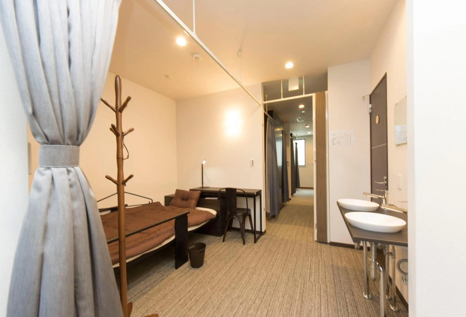Photo - Ryoma Ikebukuro I - Hostel