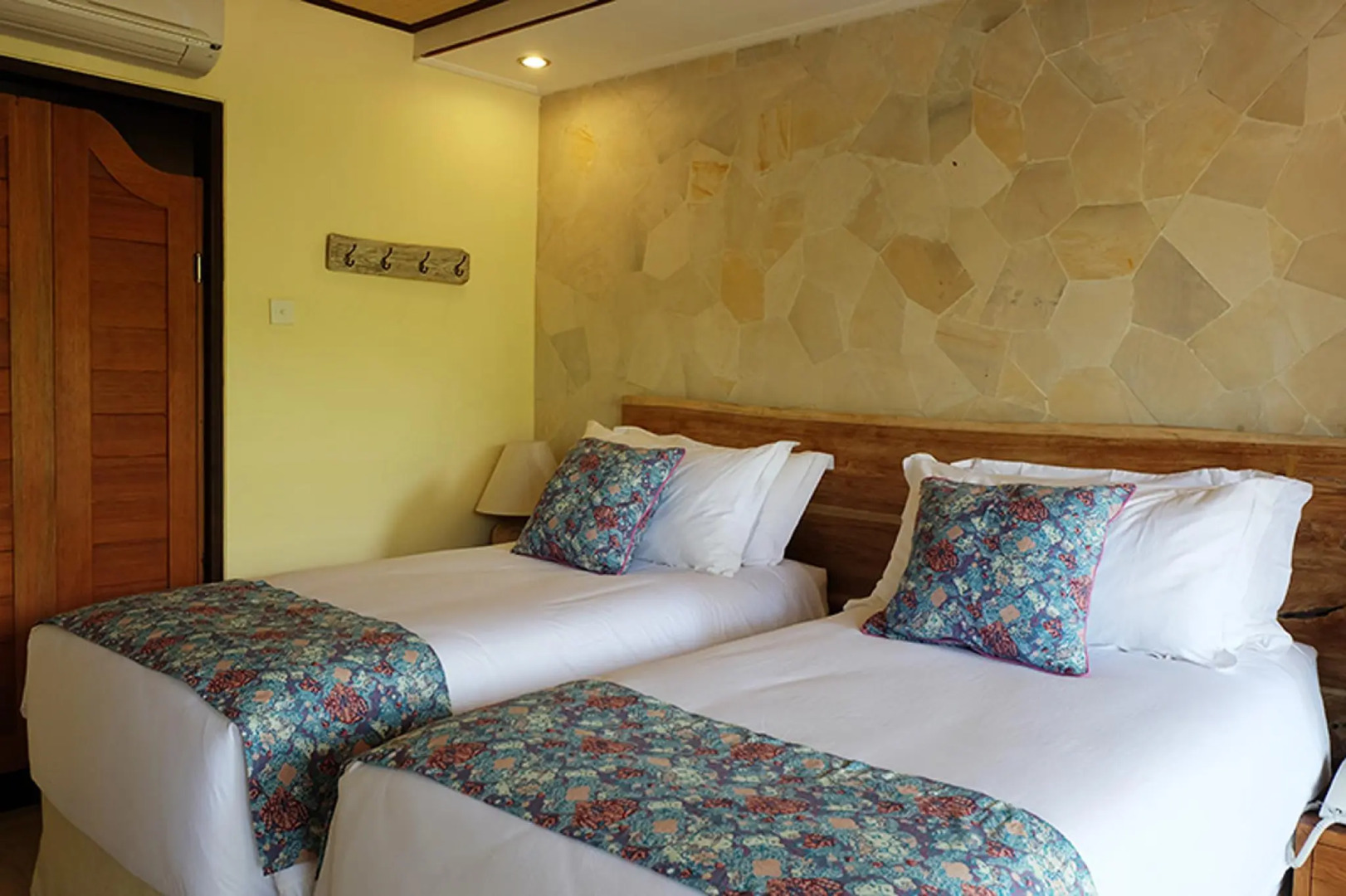 Foto - Bombora Medewi