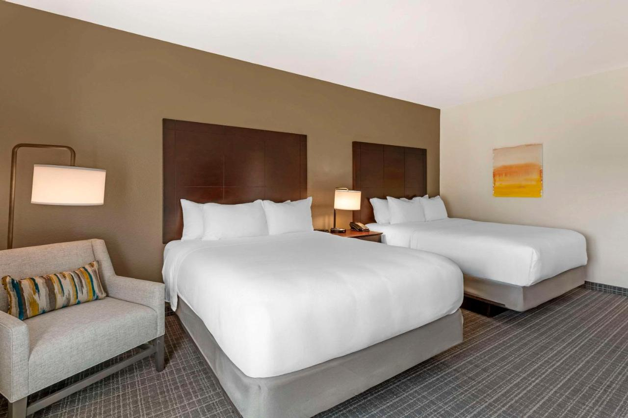 Photo - Comfort Inn & Suites Verona at Turning Stone Resort Casino
