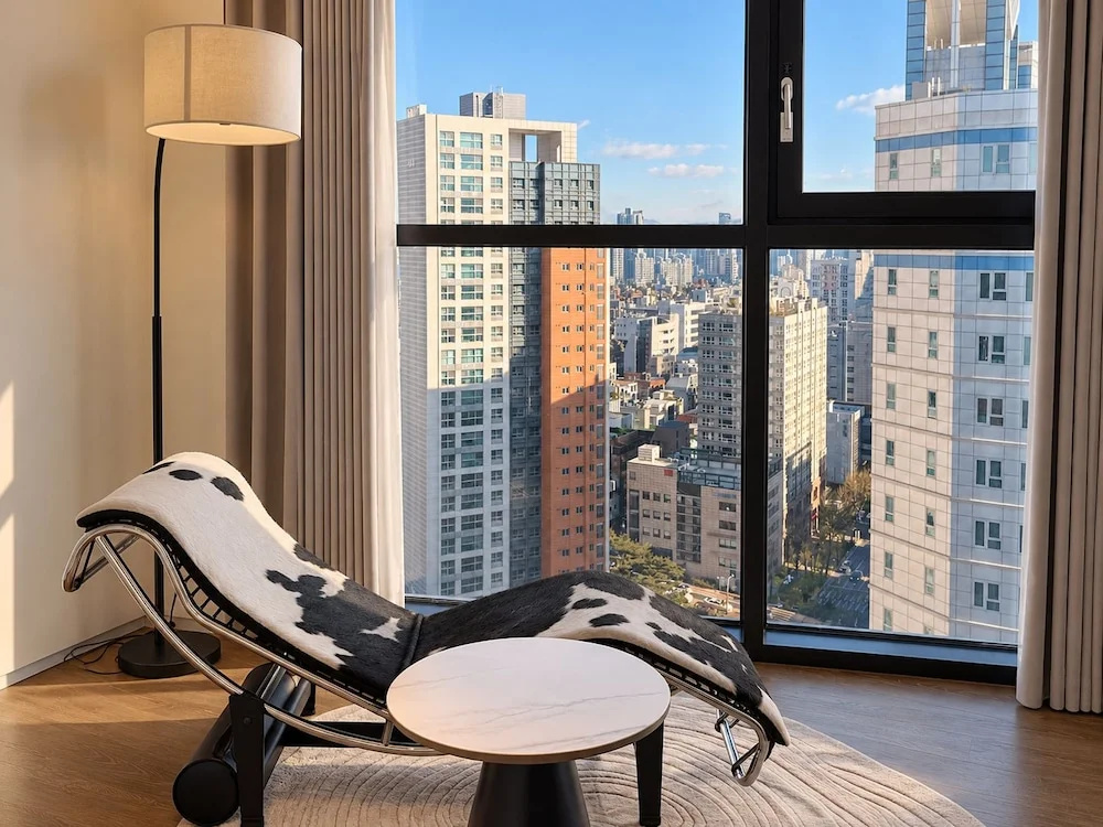 Photo - Caelum Black Gangnam Luxury Residence