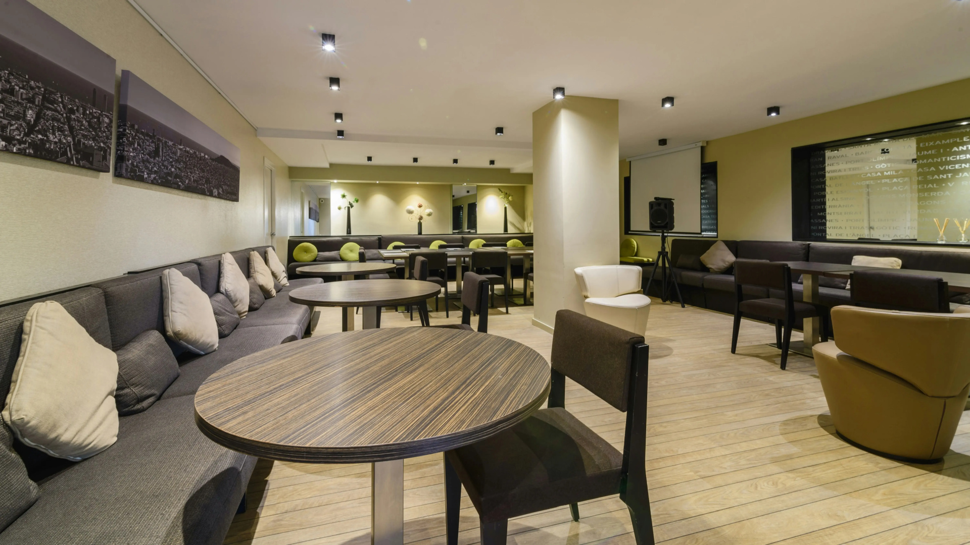 Photo - Grums Hotel