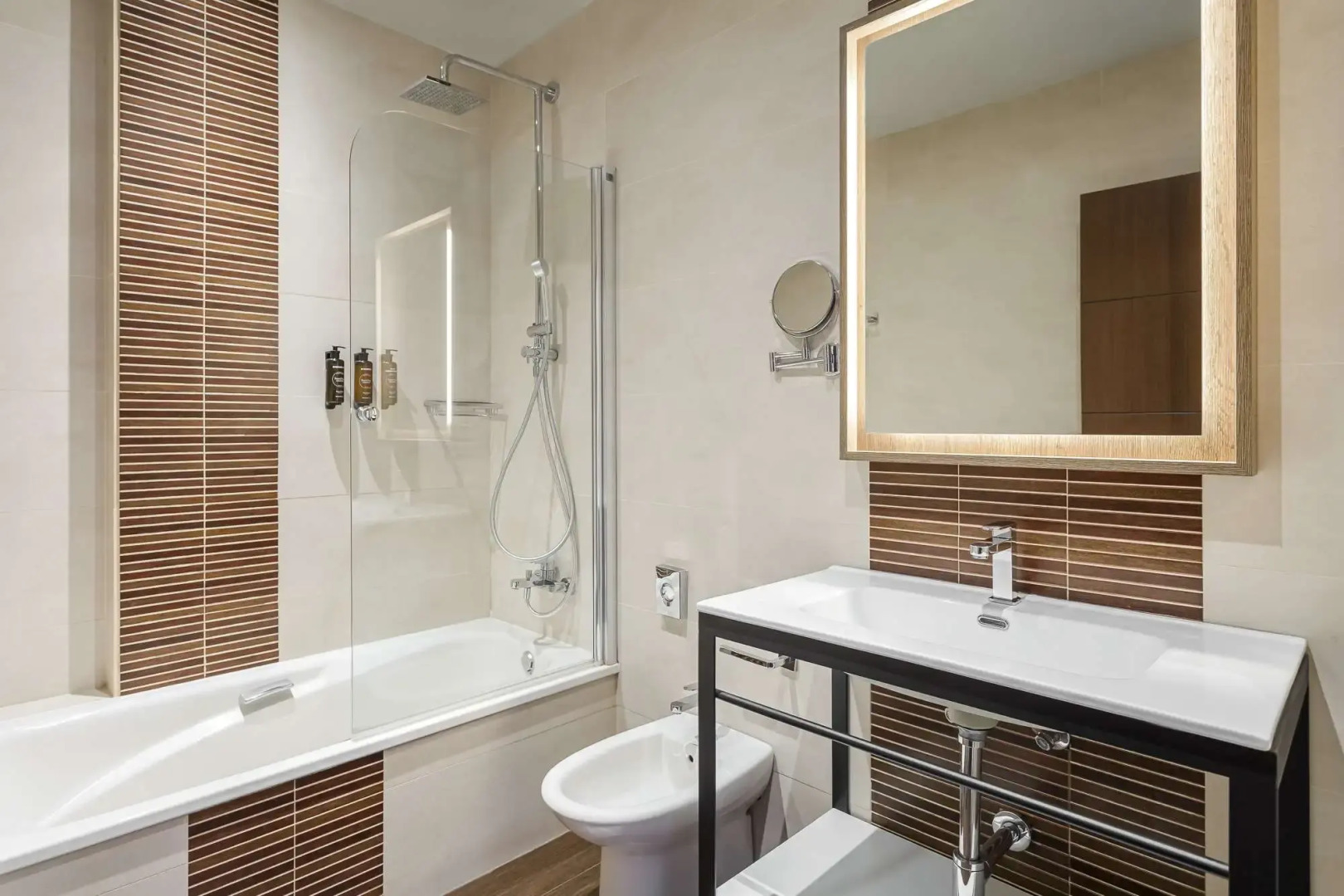 Photo - Room Mate Leo, Granada