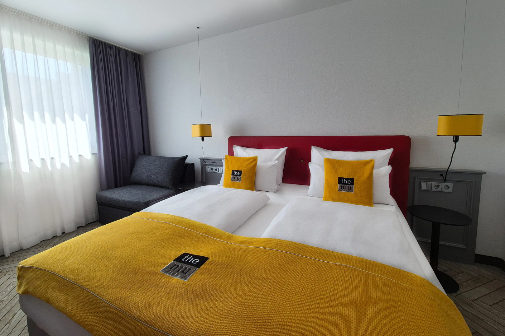Foto - Holiday Inn — the niu, Franz Vienna