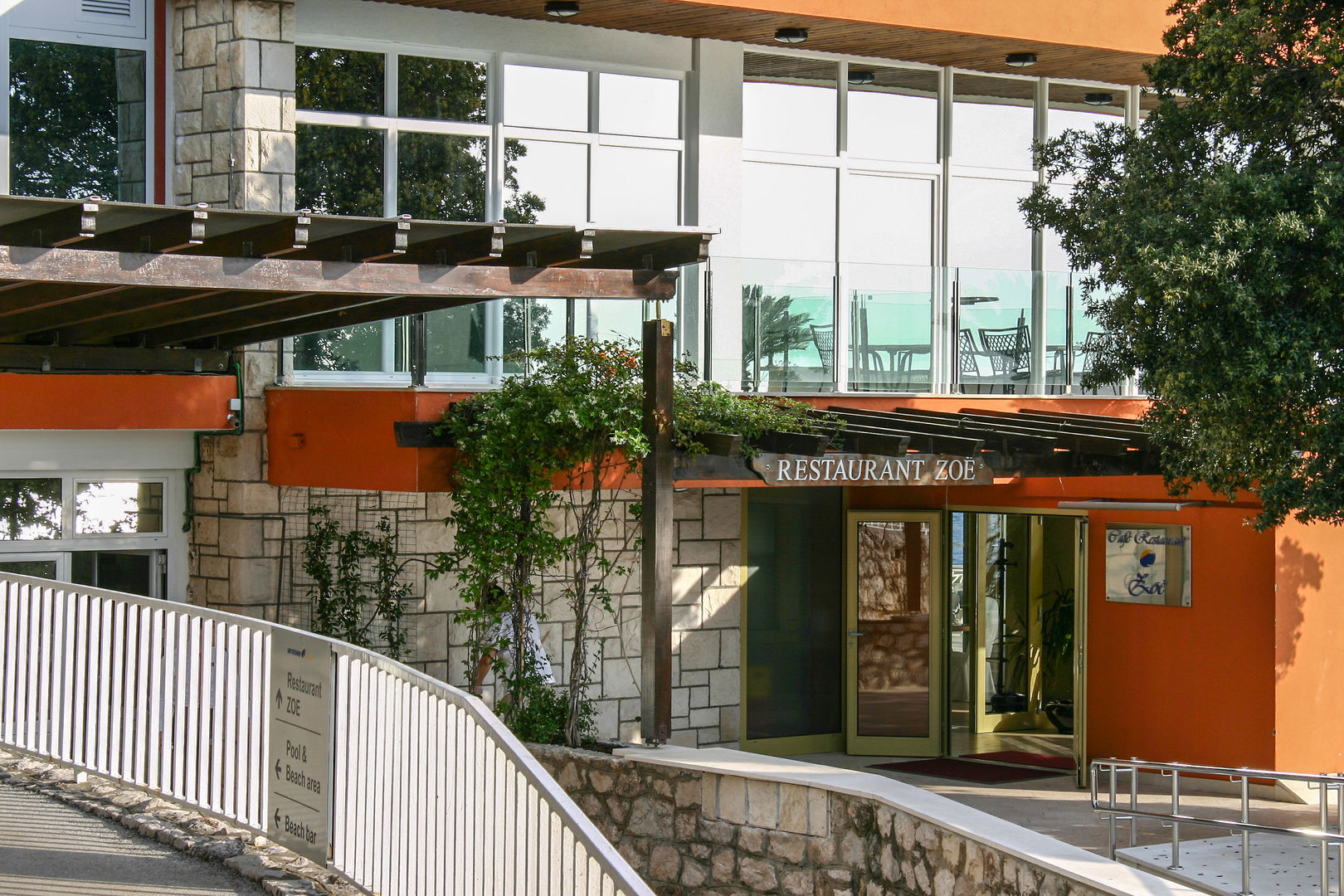 Photo - Royal Princess Hotel