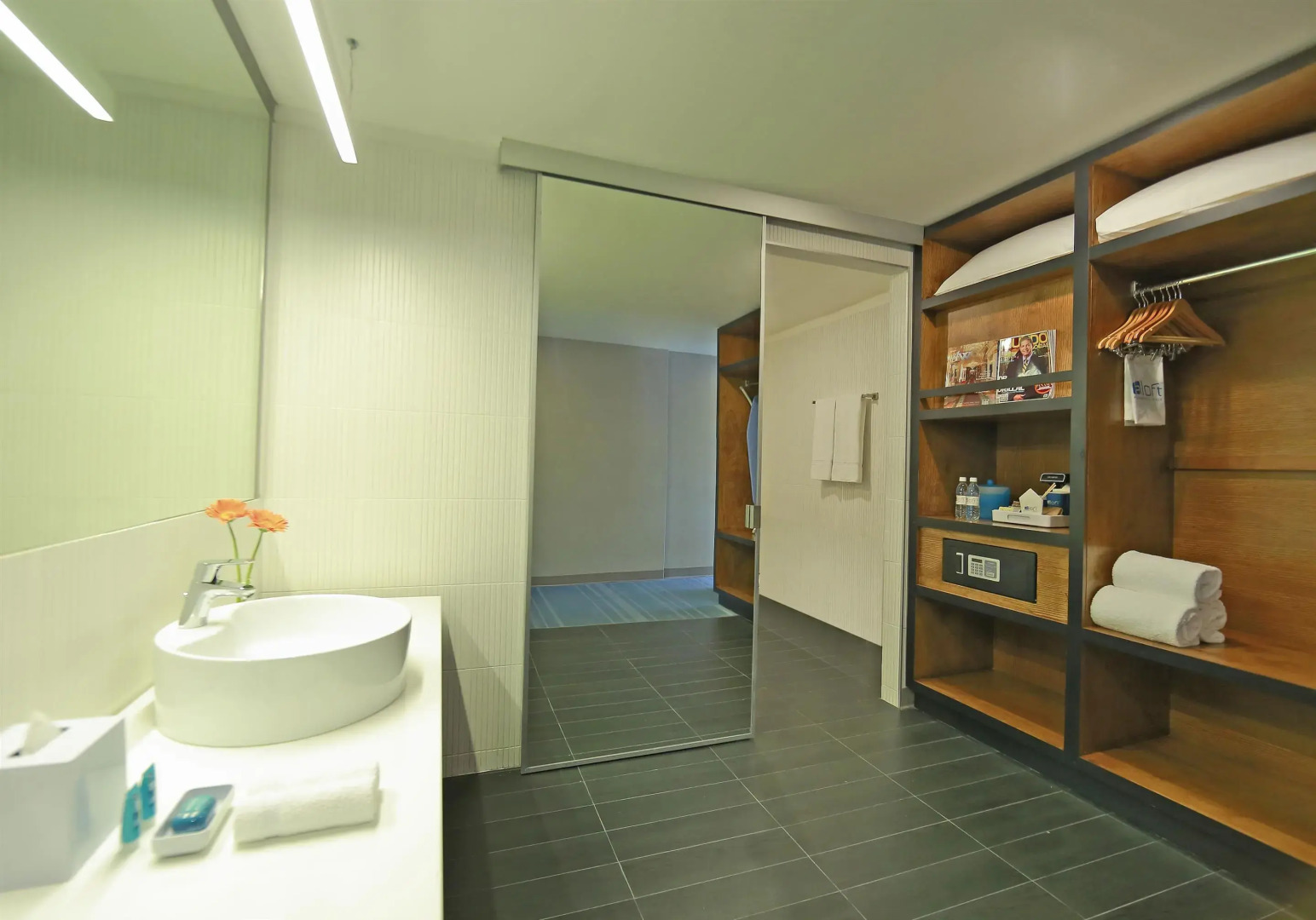 Photo - Aloft Panama