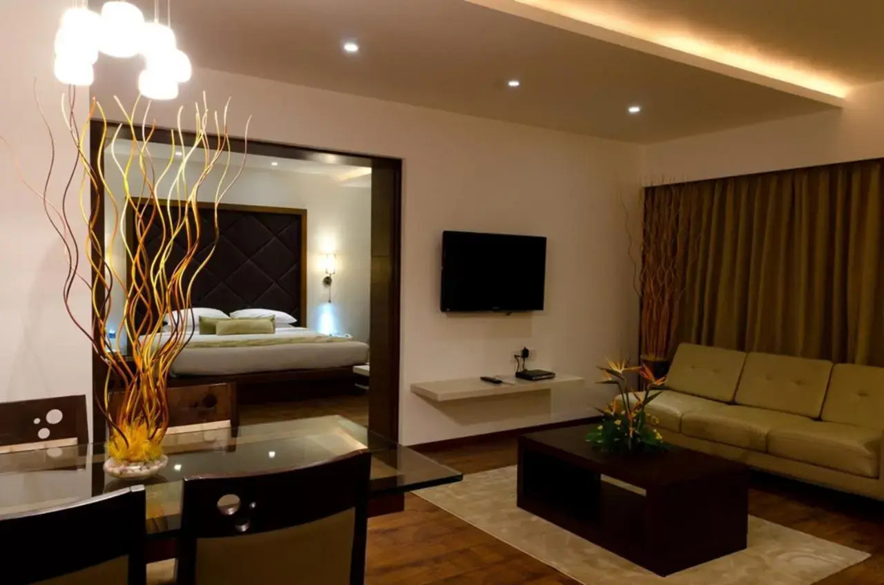 Photo - Ramee Grand Hotel and Spa, Pune