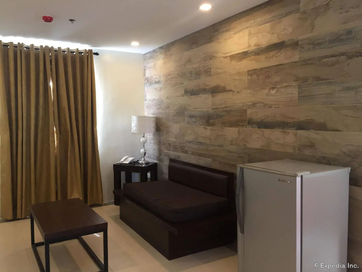 Photo - Cebu Uncle Toms Cabin Hotel powered by Cocotel