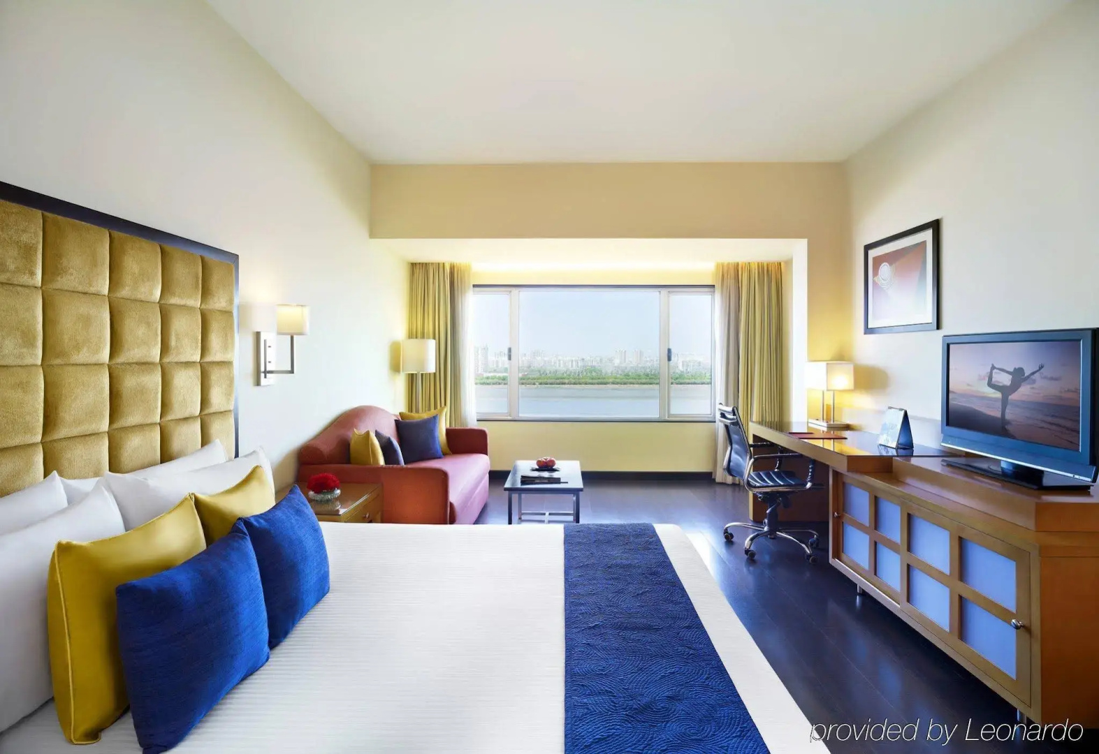 Foto - Surat Marriott Hotel