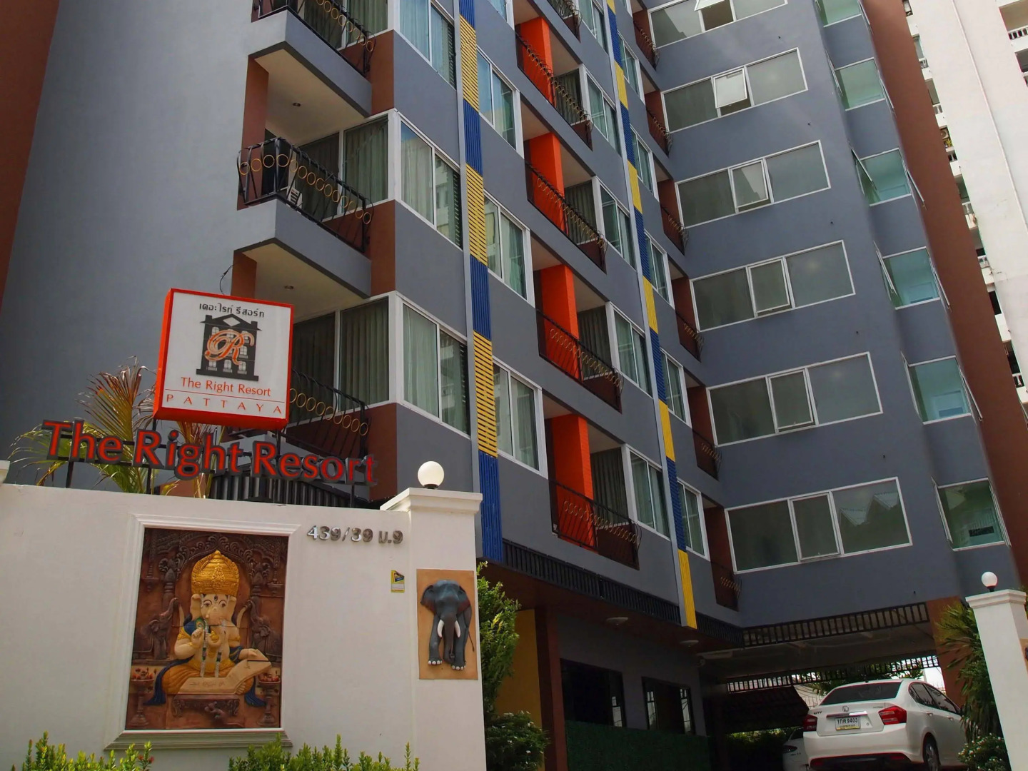 Photo - The Right Resort