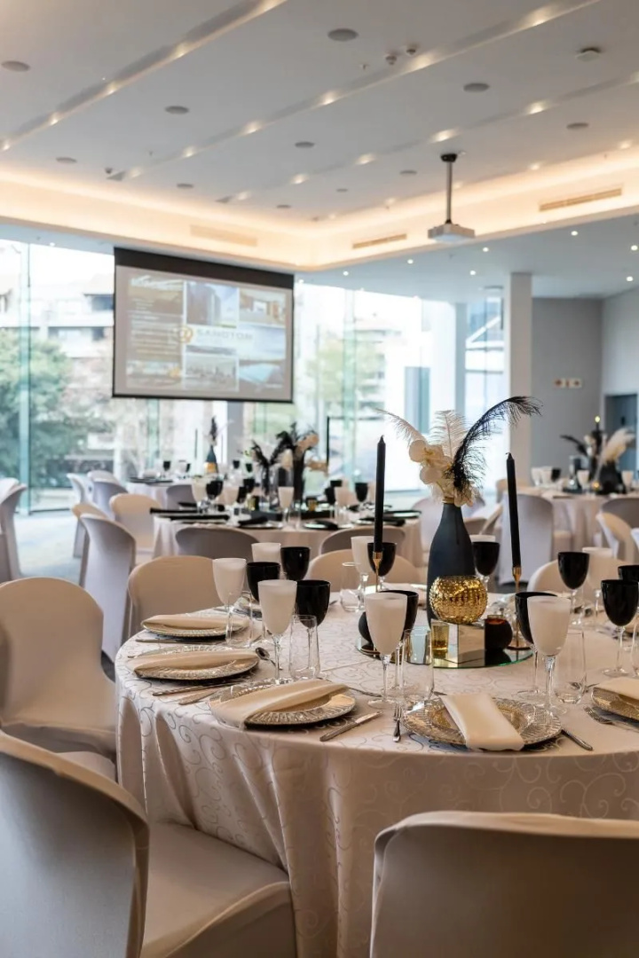Photo - @Sandton Hotel