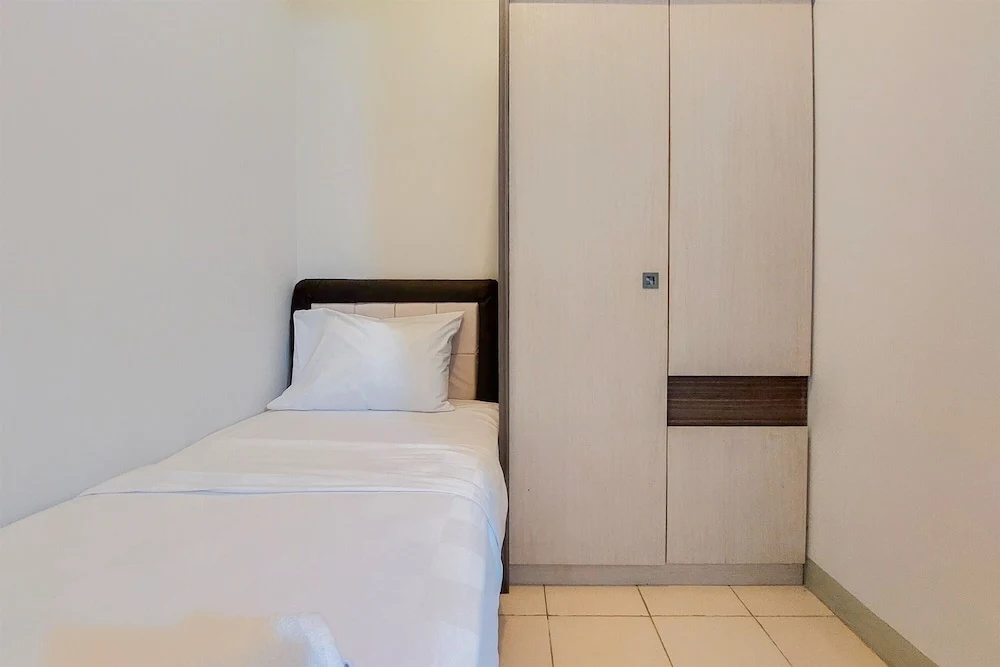 Cozy Living And Tidy 2Br Serpong Greenview Apartment