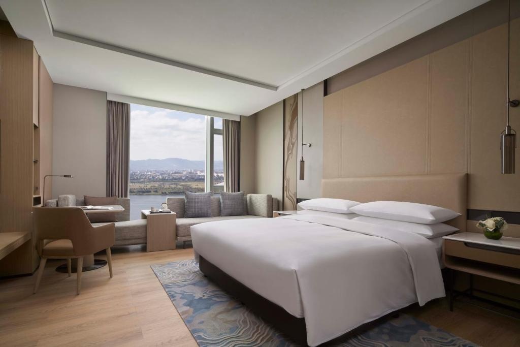 Отель Fuzhou Marriott Hotel Riverside