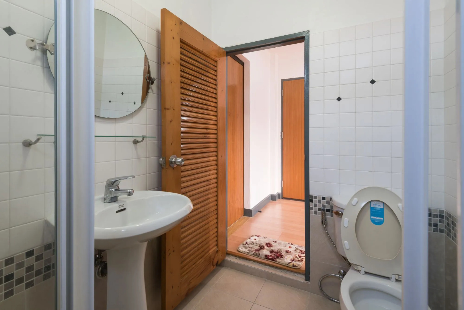 Photo - BaanSu Hostel