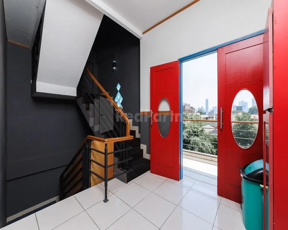 Photo - RedDoorz near Sarinah Mall