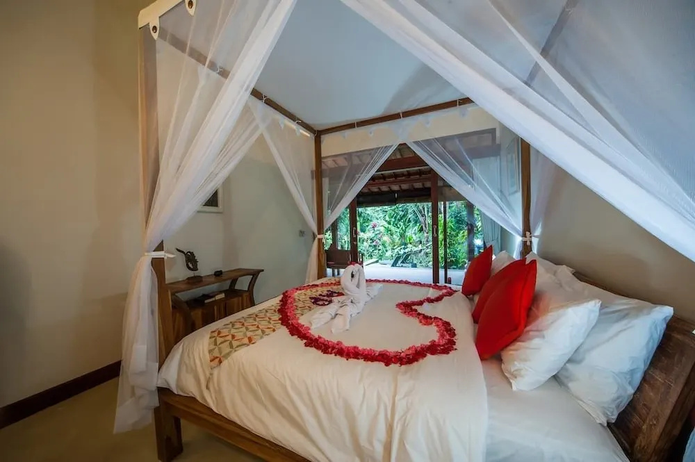 Foto - Luxury 3BR Infinity Jungle View Aashaya Villa Ubud