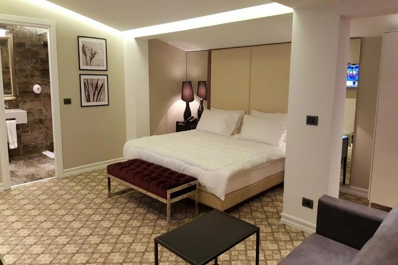 Foto - Senator Hotel