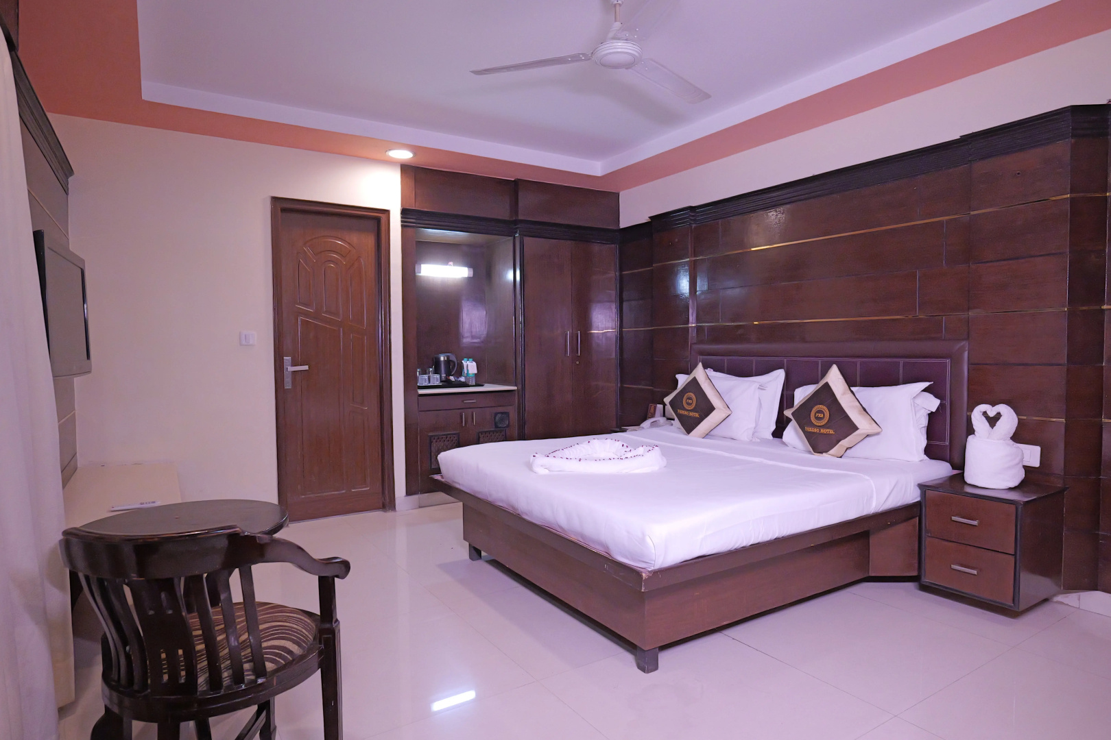 Photo - Foxoso Taj View Hotel