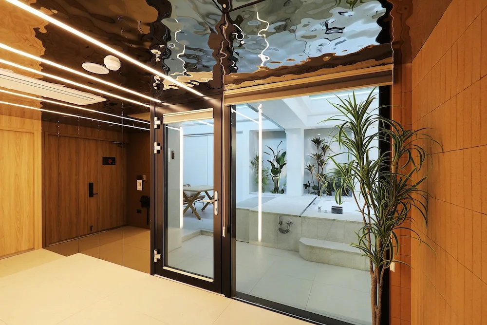 Photo - Seoul Inn Hotel by the Designers