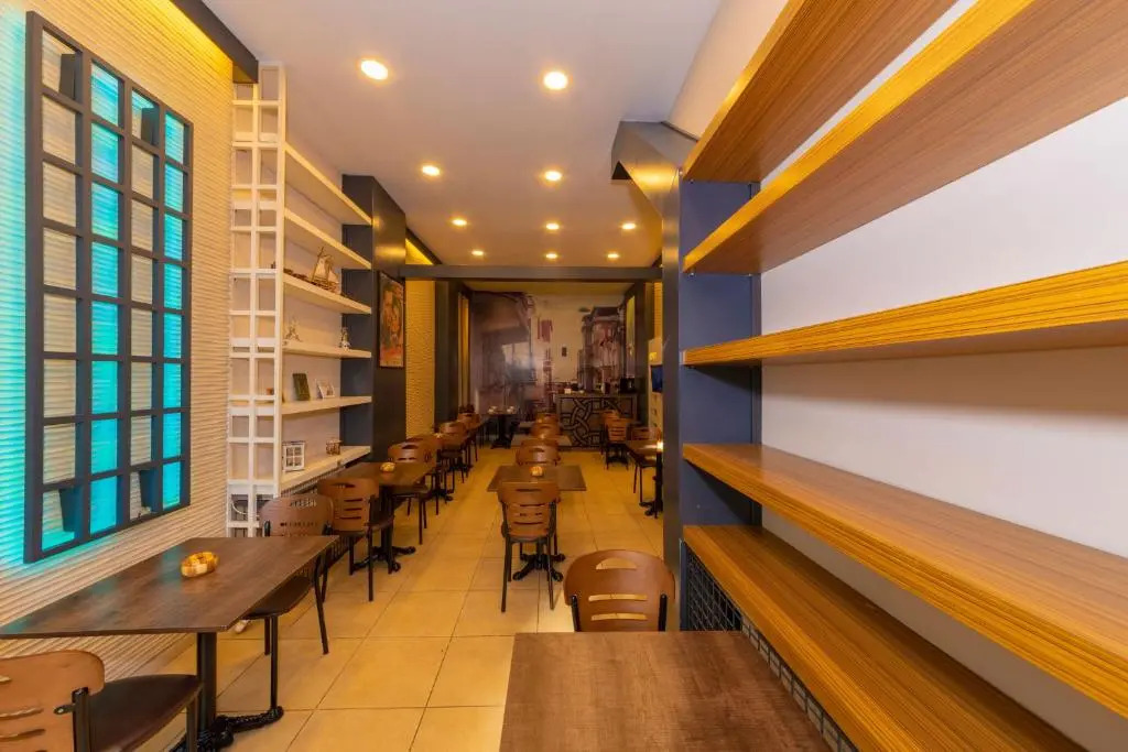 Photo - ivy hostel cafe