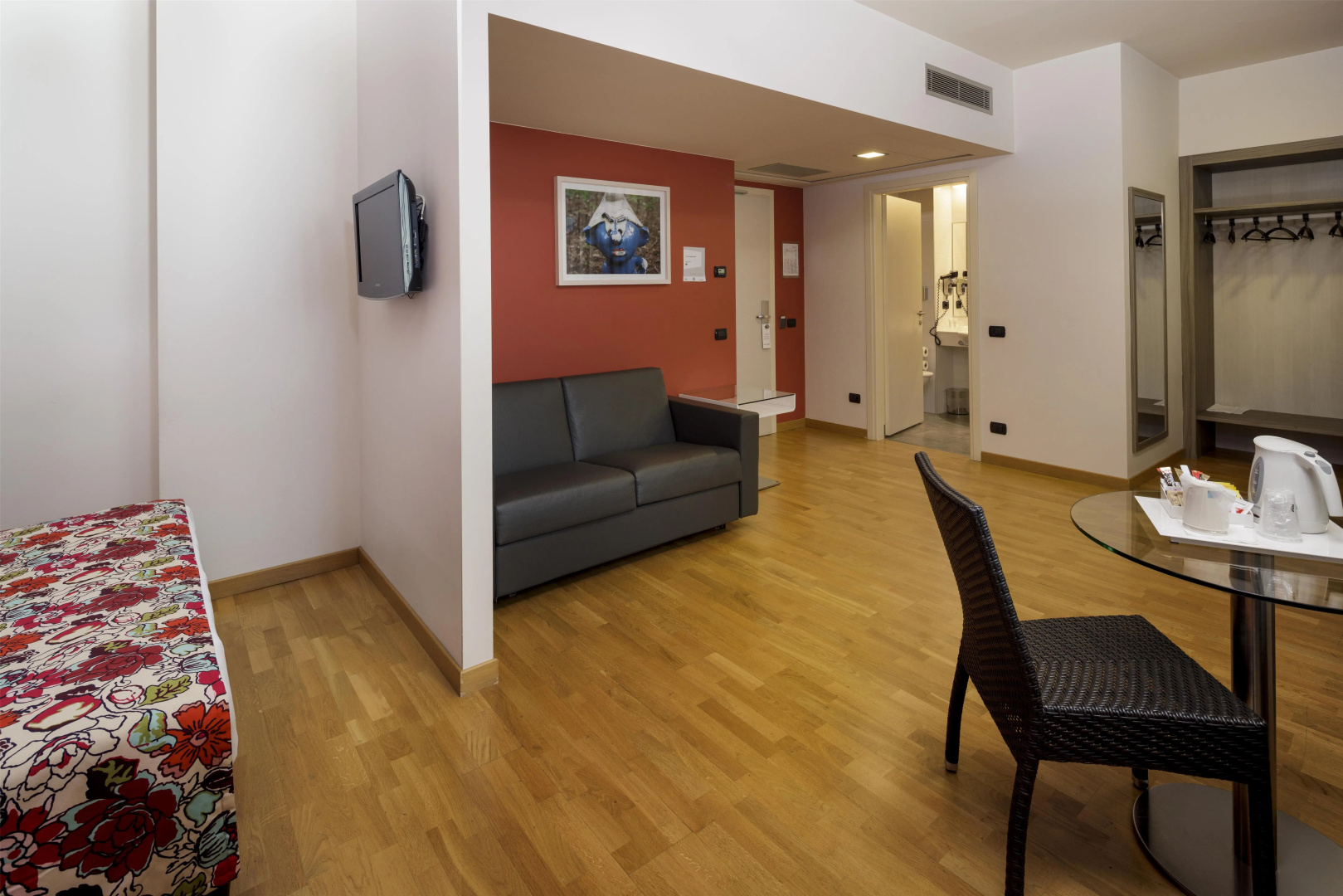 Photo - Best Western Falck Village Hotel