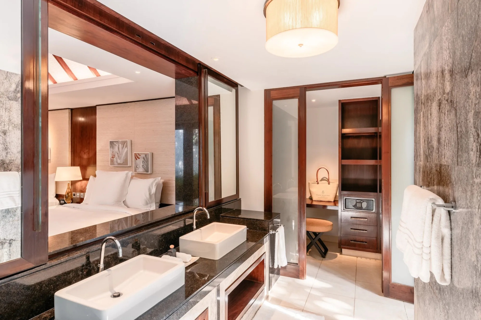 Photo - Four Seasons Resort Mauritius at Anahita