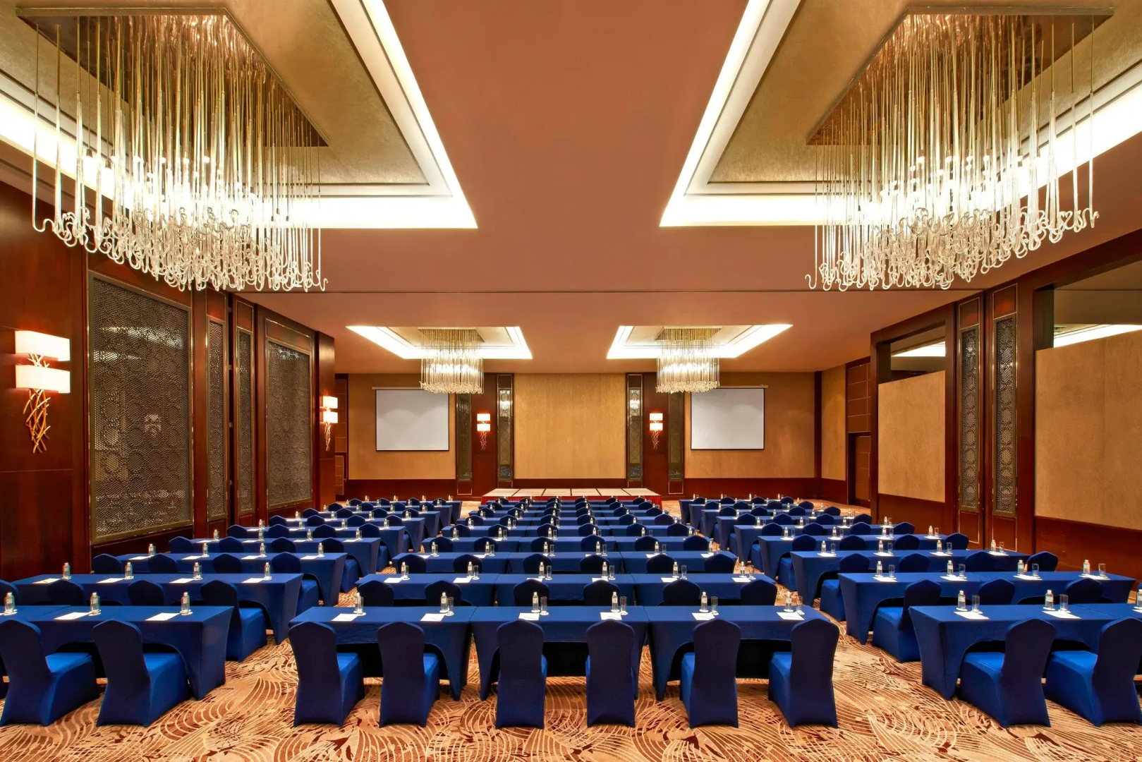 Foto - Four Points by Sheraton Shanghai, Daning