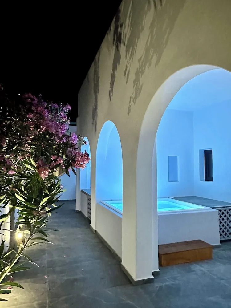 Photo - Miracles Suites by Anastasia Princess, Adults Only