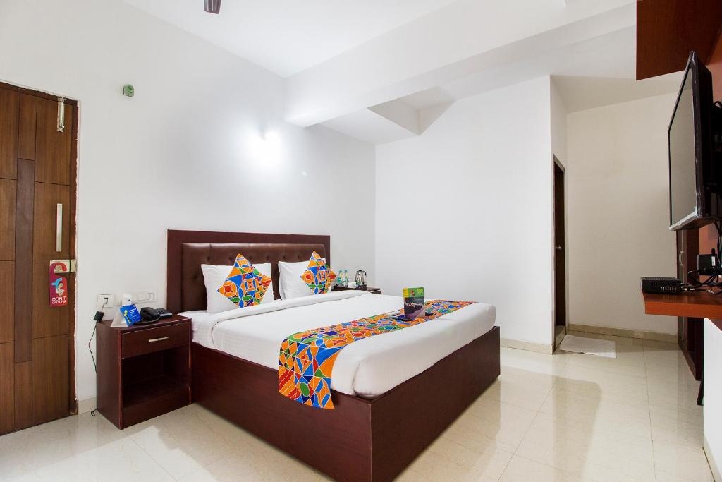Photo - FabHotel Limestone Suites