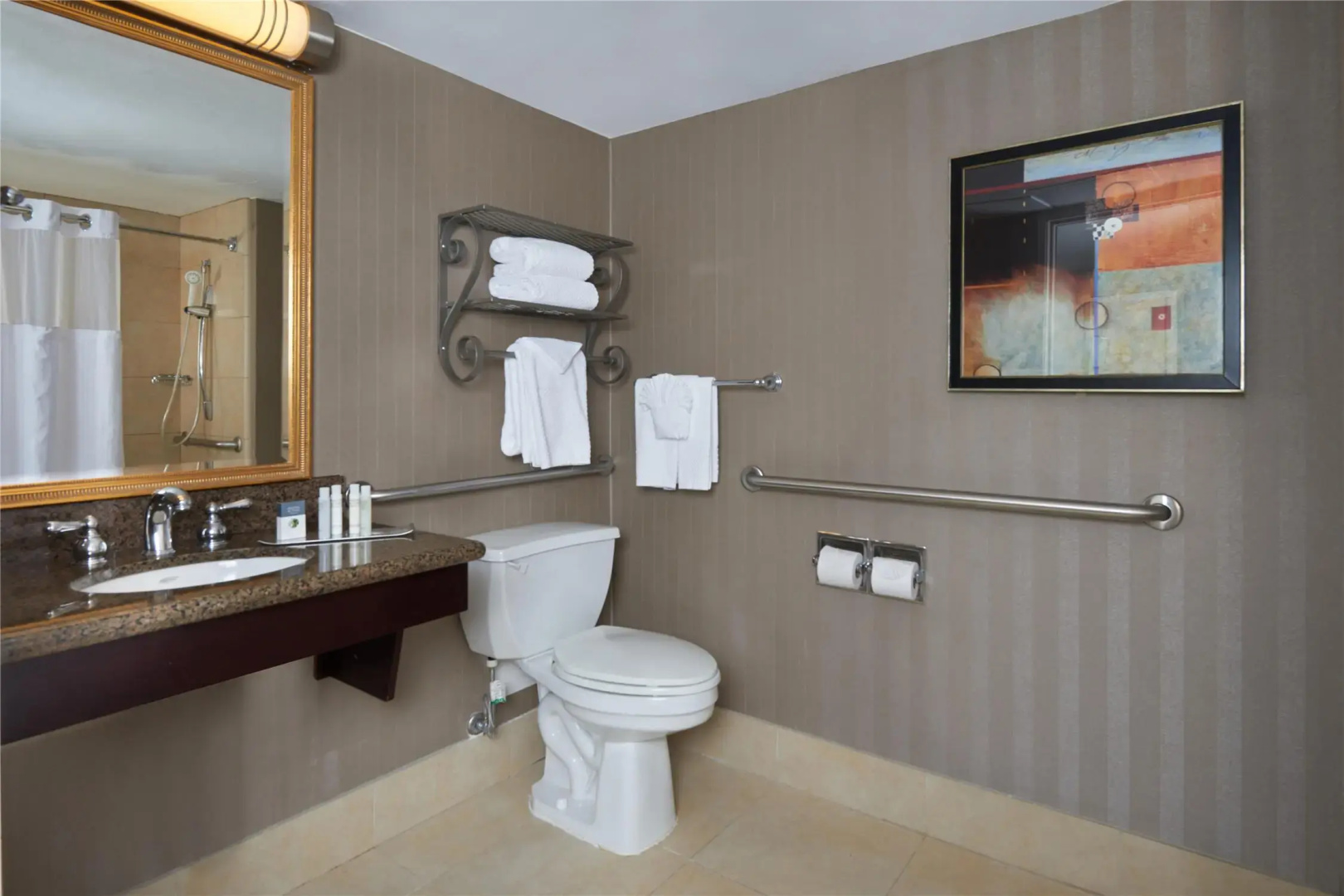 Photo - DoubleTree by Hilton Dallas - Market Center