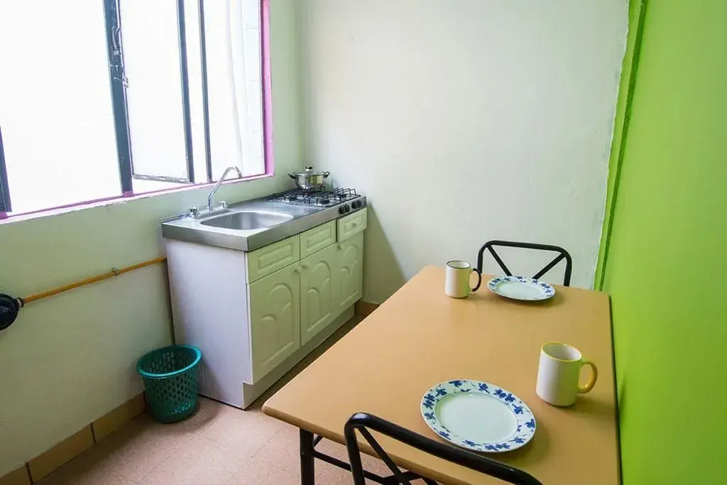 Photo - Hotel Amigo Suites