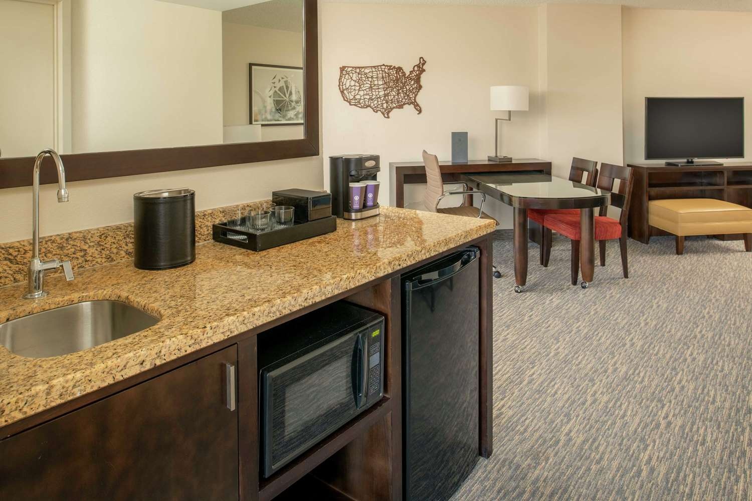 Photo - Embassy Suites by Hilton Seattle Tacoma International Airport