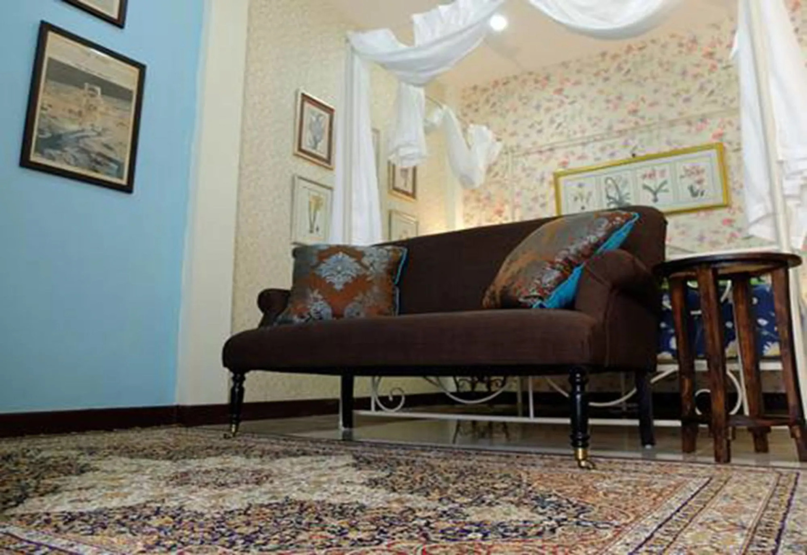 Photo - The London Tearoom