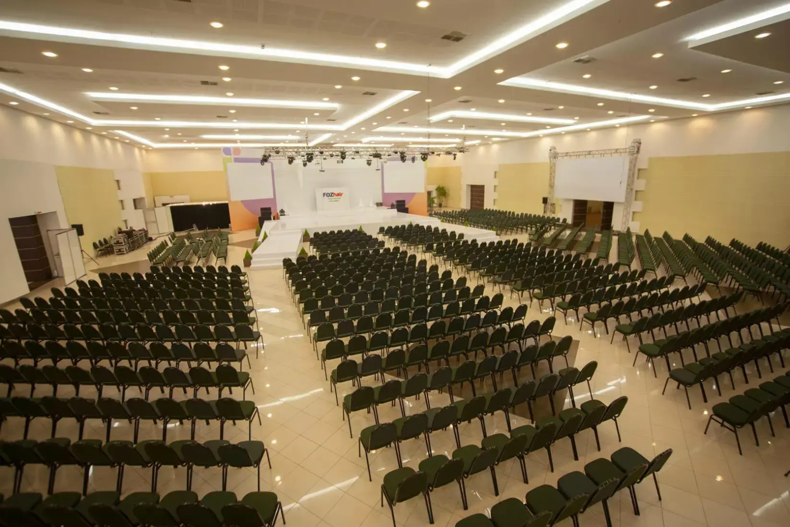 Foto - Rafain Palace Hotel & Convention Center