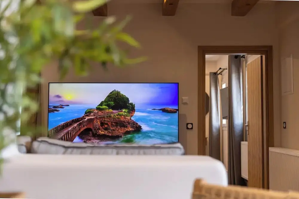 Photo - Almi of Naxos