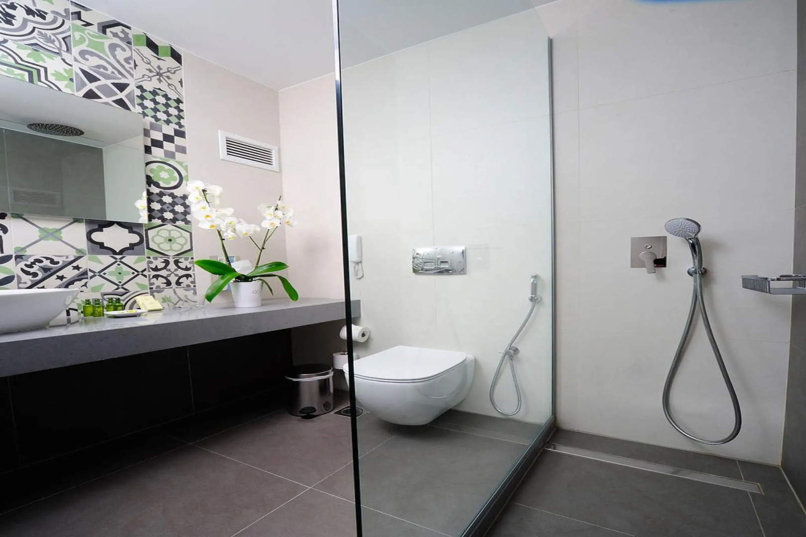 Photo - Atrium Ambiance Hotel