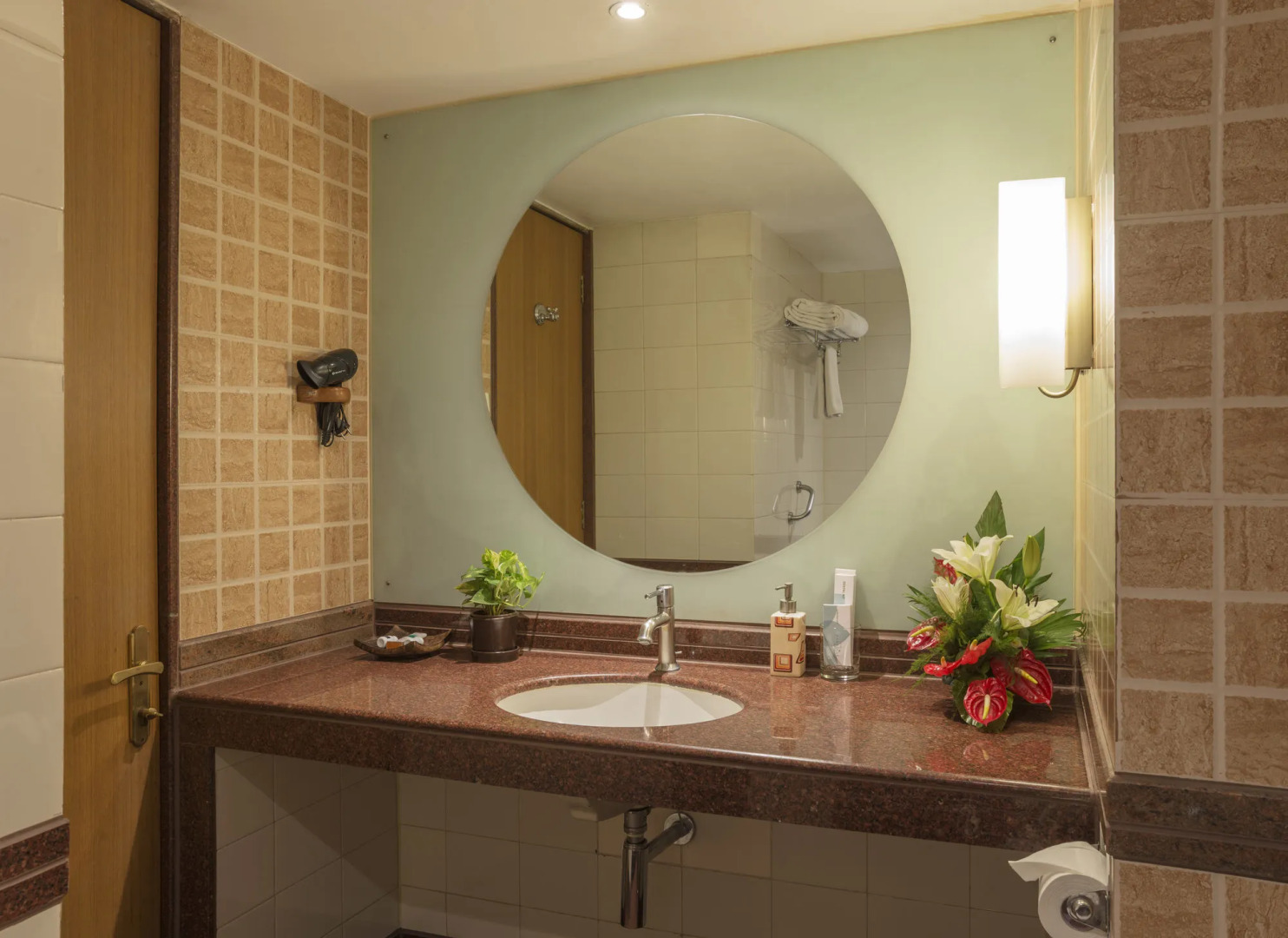 Foto - The Paradise By Tunga