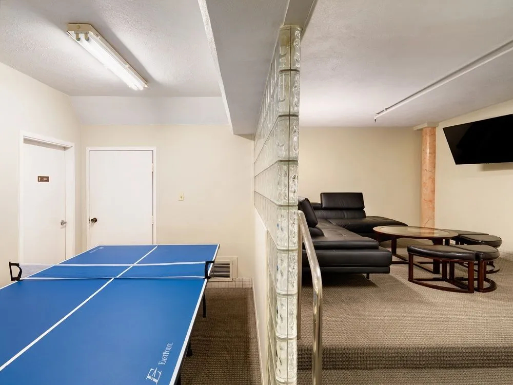 Photo - Huntingdon Hotel and Suites