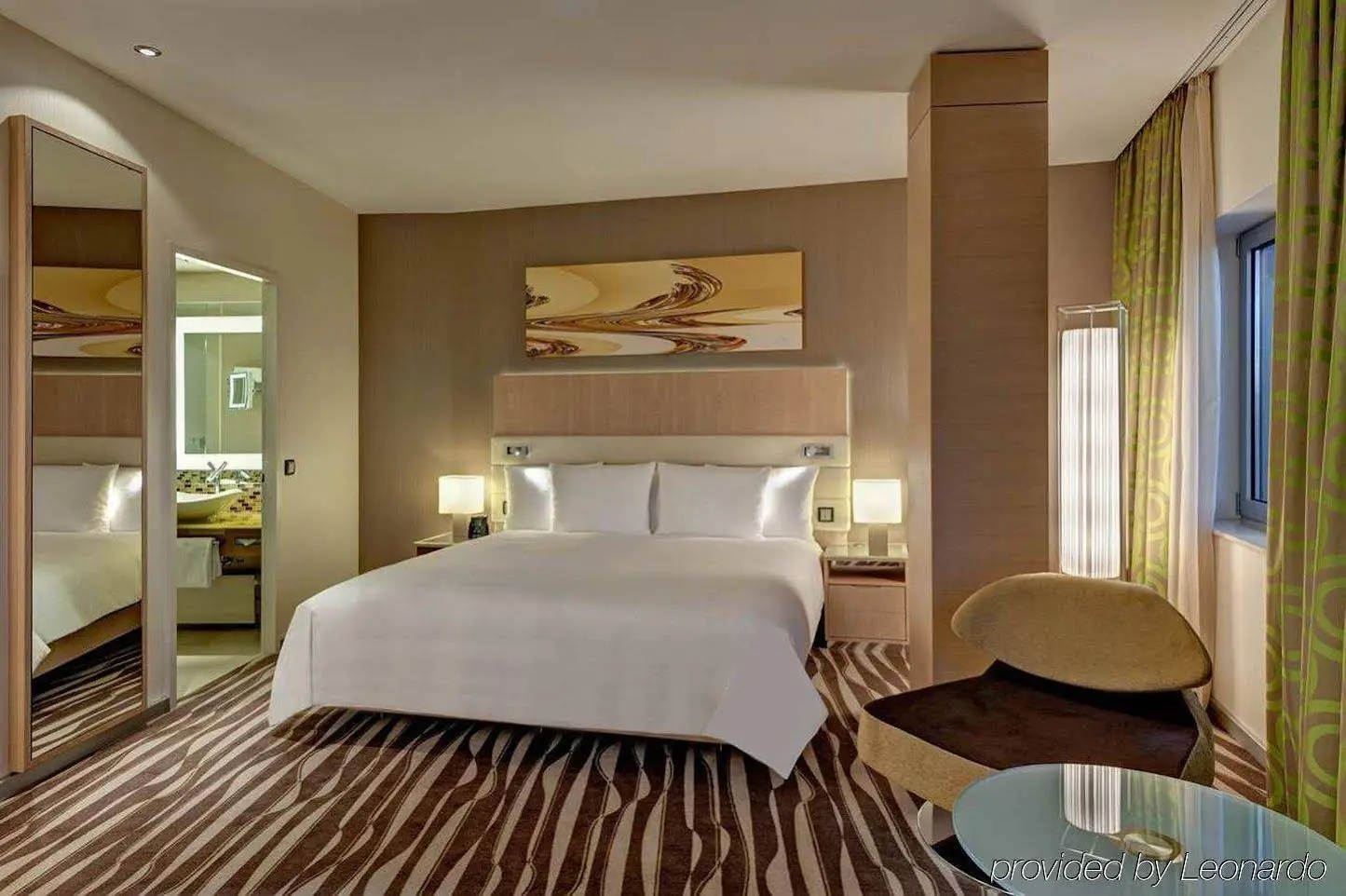 Photo - Hilton Frankfurt Airport