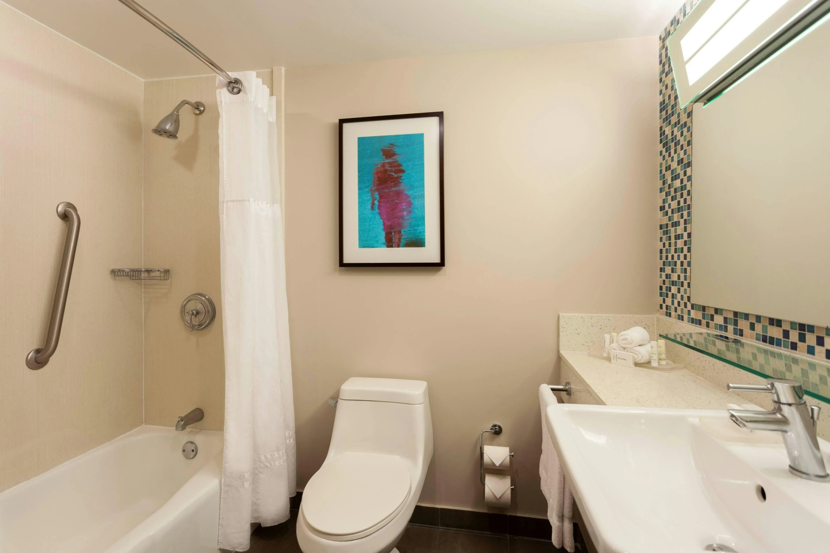 Photo - Courtyard by Marriott Isla Verde Beach Resort