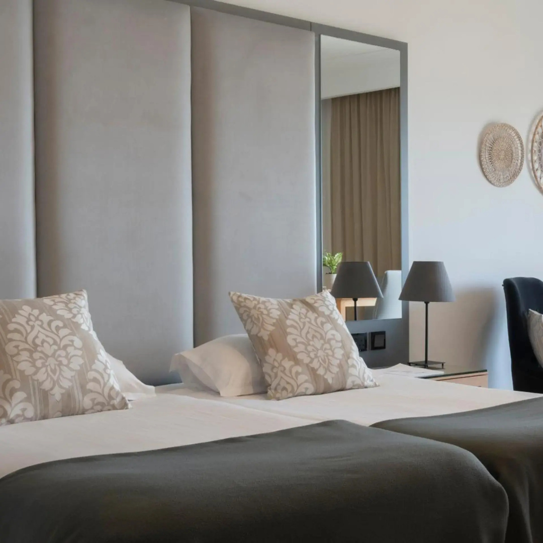 Photo - Plaza Regency Hotels