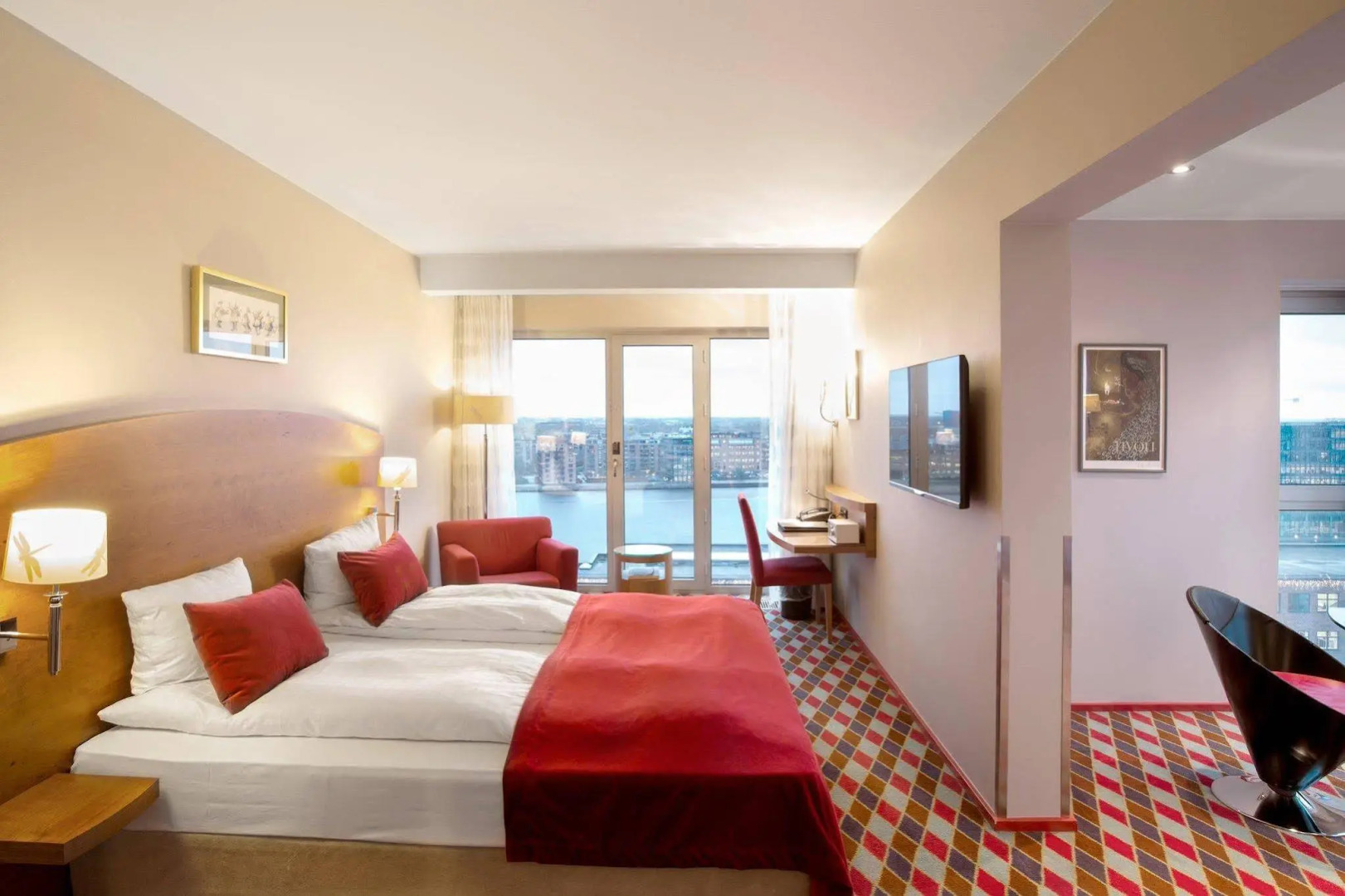 Photo - Tivoli Hotel