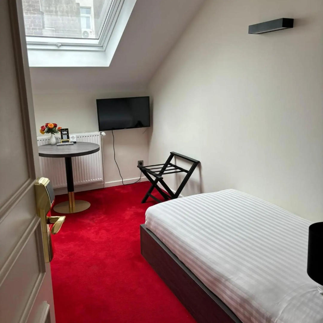 Photo - La Bourse Hotel